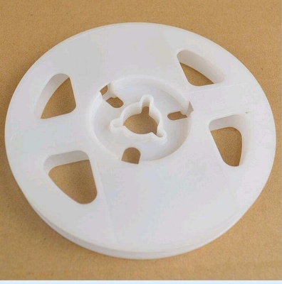 Lo SGS di plastica vuoto della bobina di cavo dell'iniezione su ordinazione delle parti del trasportatore del nastro ha approvato