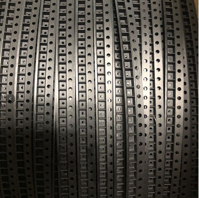 La bobina di plastica a 13 pollici ha impresso il trasportatore che il nastro 10E5-10E10 personalizza la lunghezza